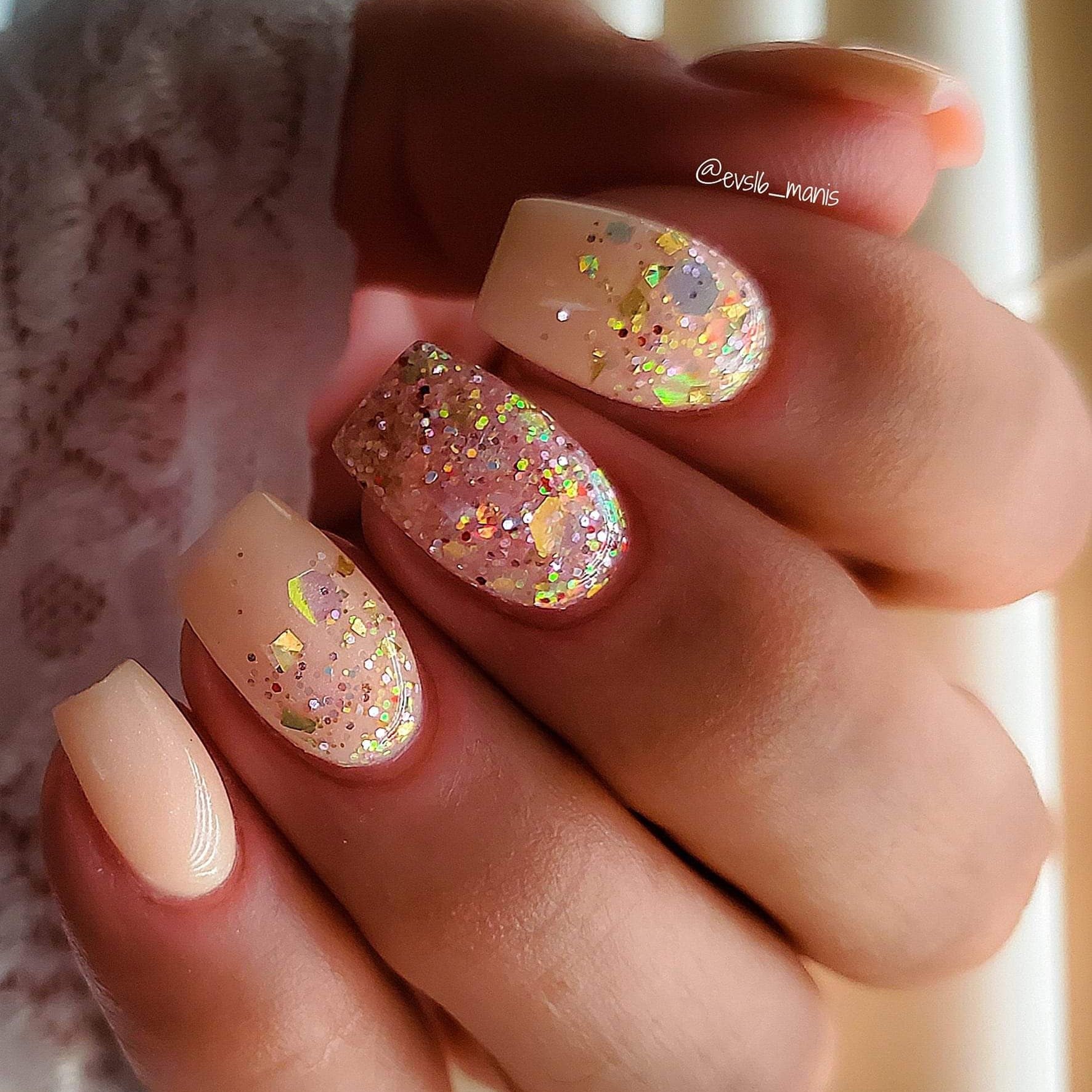 A Tisket, A Tasket - Glitter Dip Powder