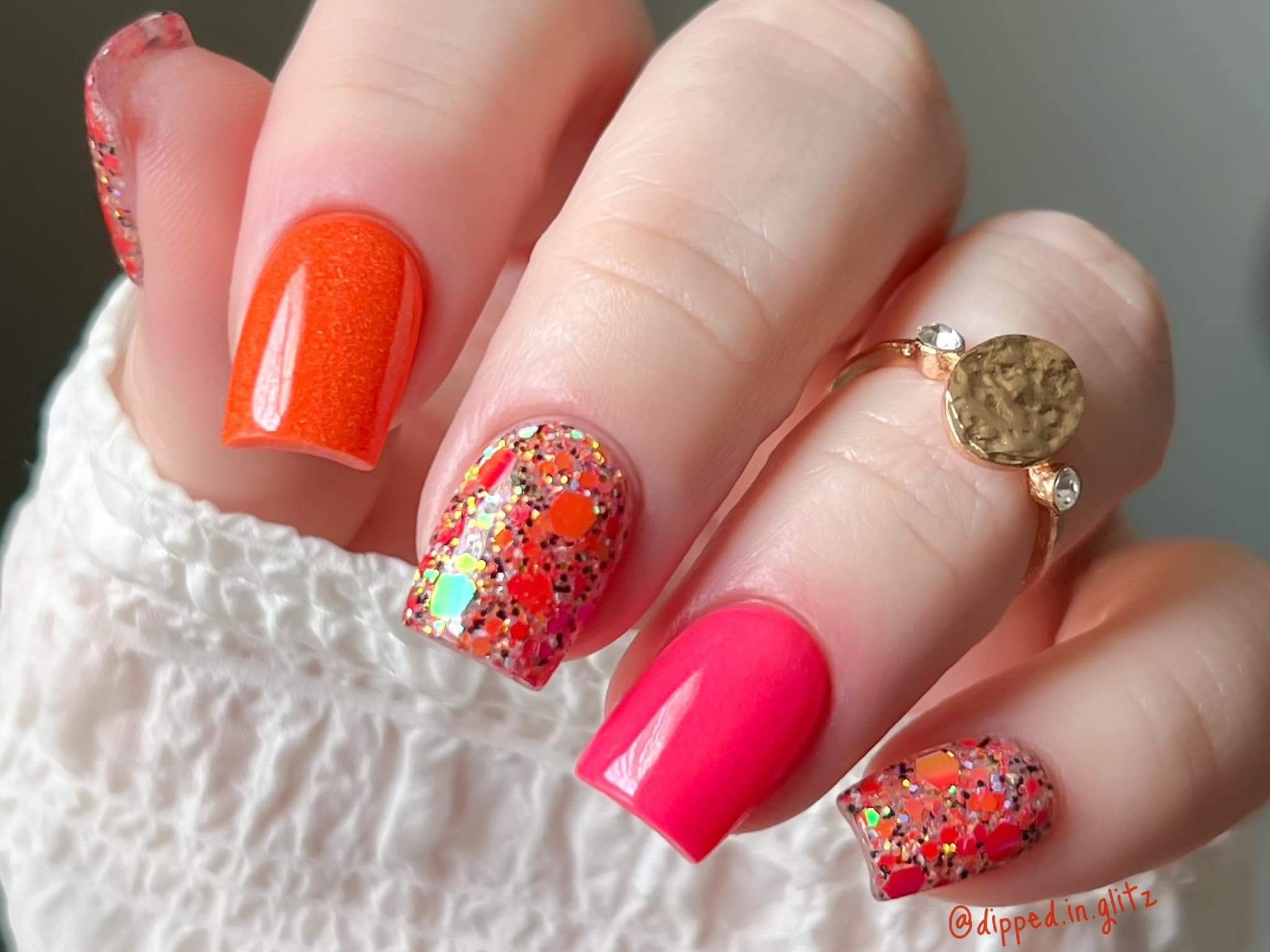 Apple Of My Eye - Glitter Dip Powder