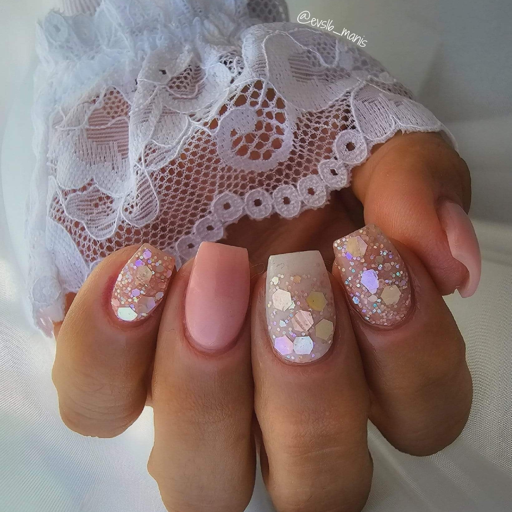 Ring Around The Rosie - Glitter Dip Powder