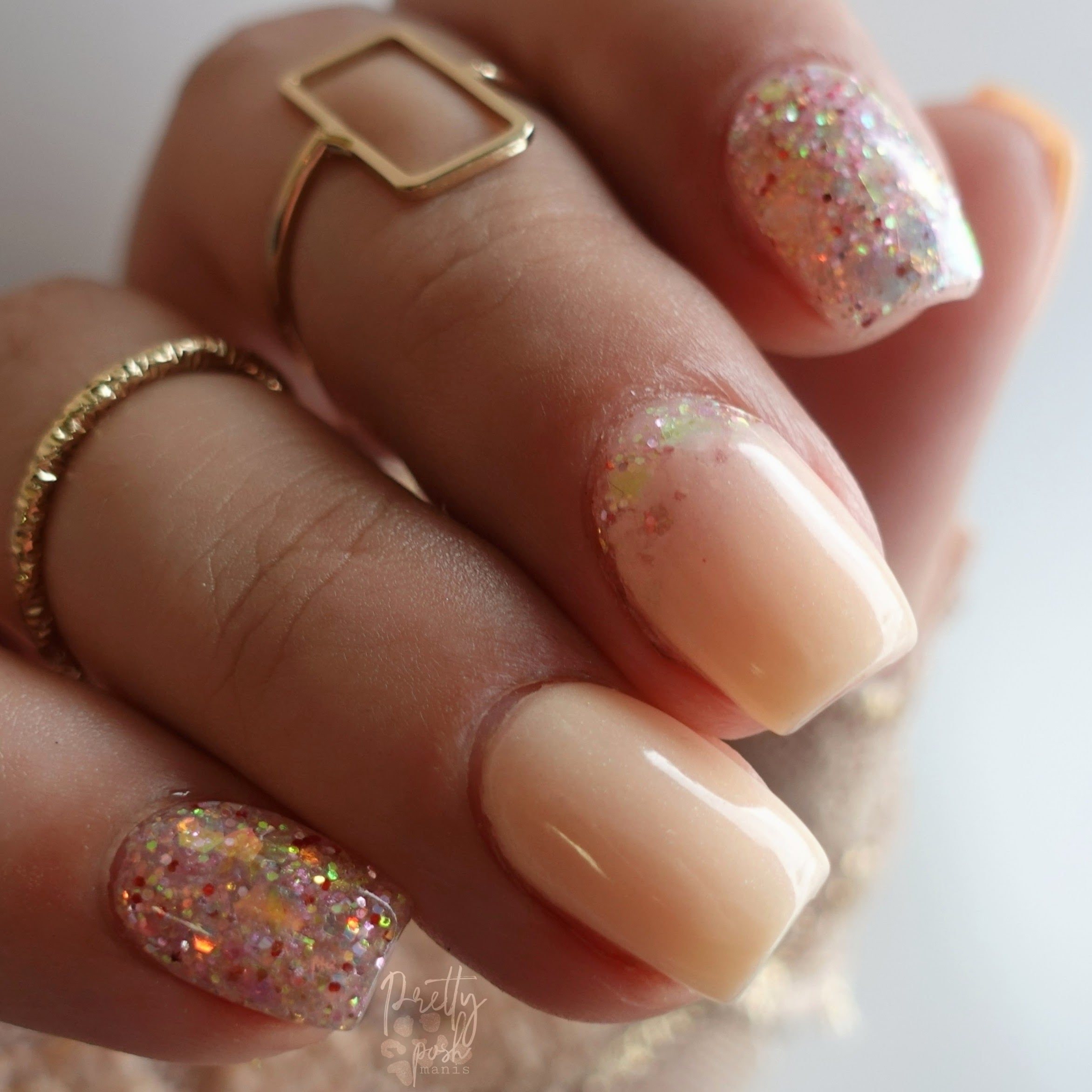 A Tisket, A Tasket - Glitter Dip Powder