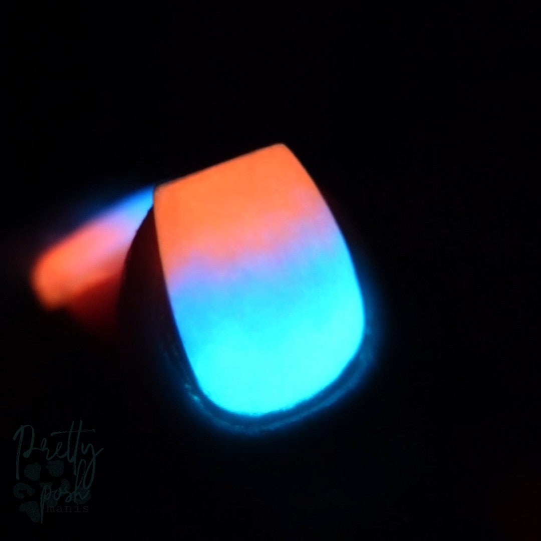 Chatter - Glow Dip Powder
