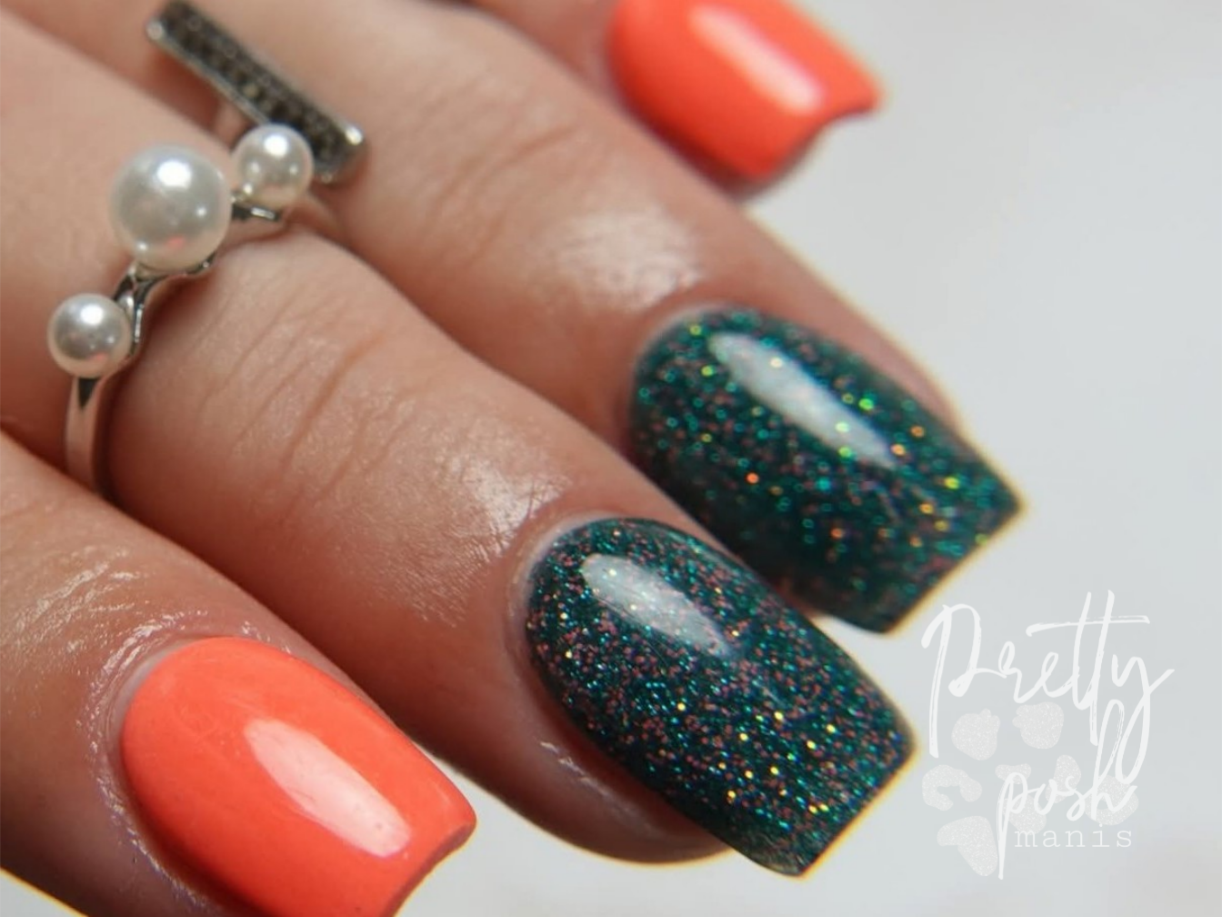 Mermaid Metal - Glitter Dip Powder