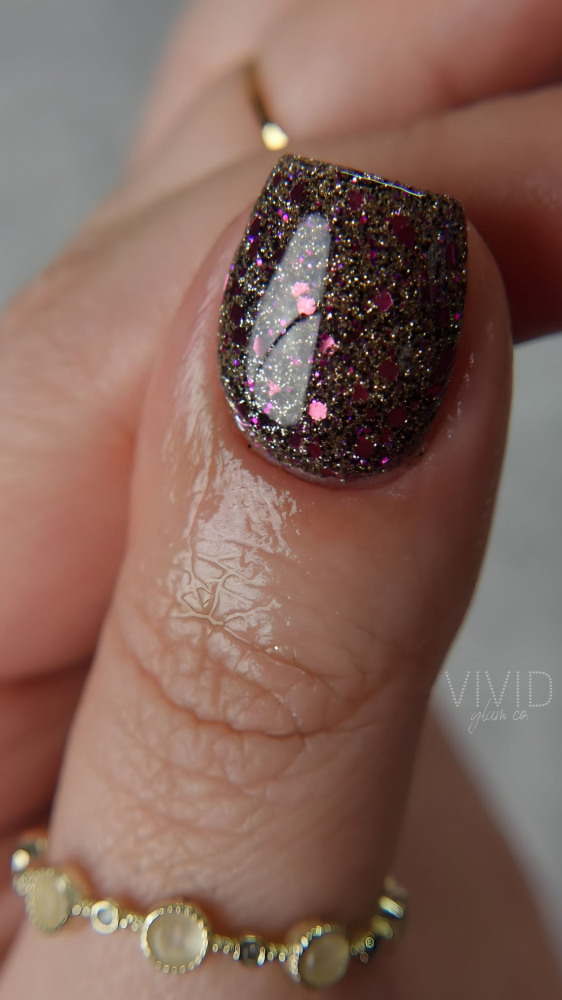 Burnished Berry - Glitter Dip Powder