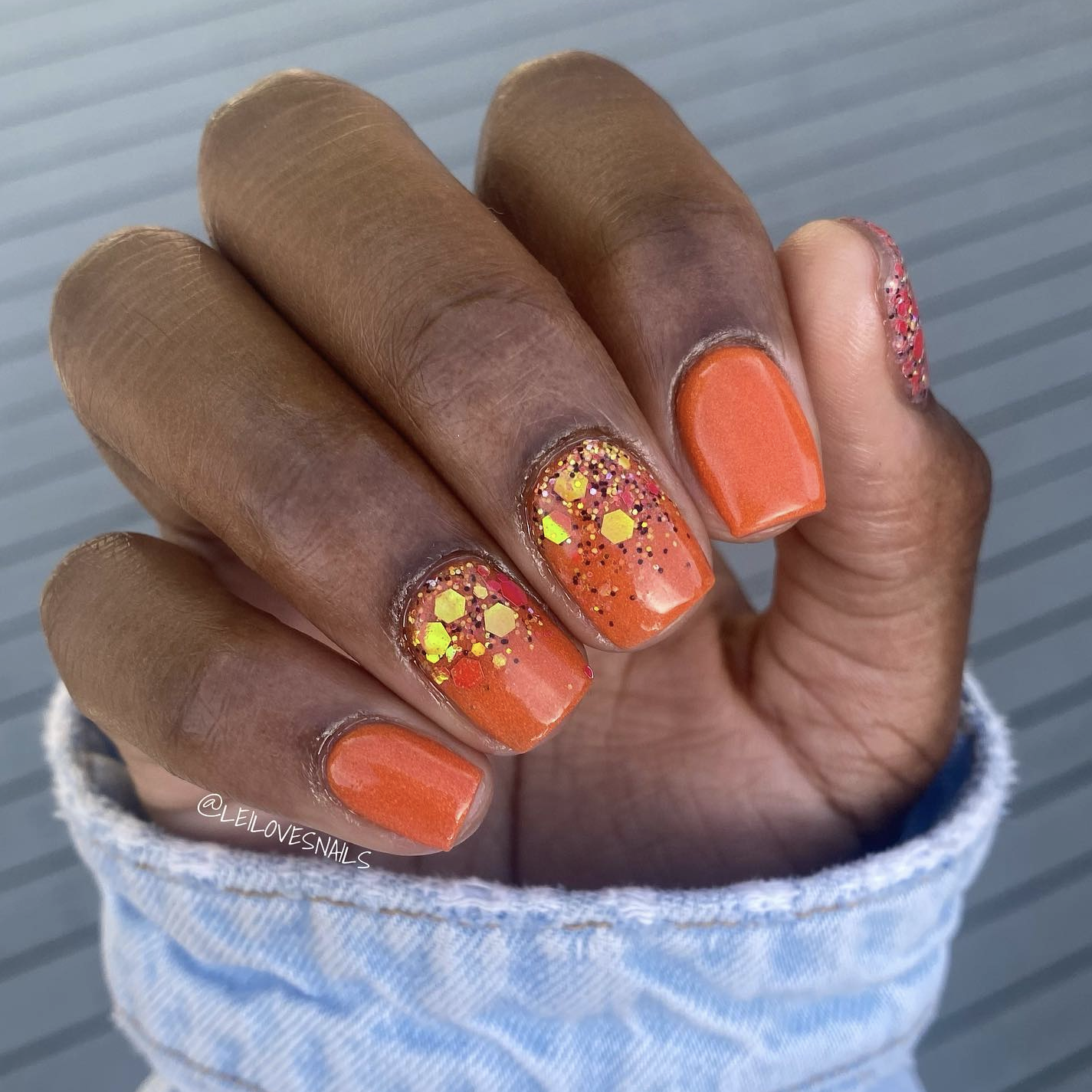 Apple Of My Eye - Glitter Dip Powder