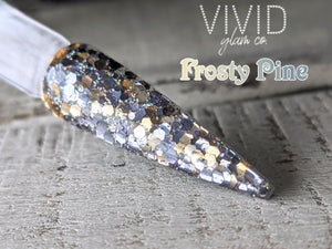 frosty pine_dip powder_vivid glam co