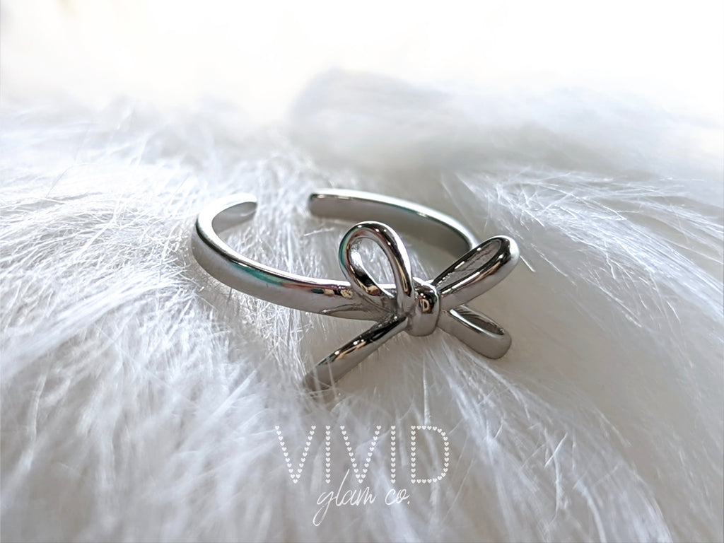 Adjustable 925 silver Bow Ring - All Tied Up Vivid Glam Co
