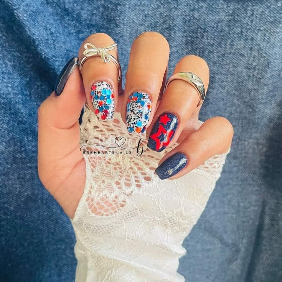 Red, White, & Boujee - Glitter Dip Powder