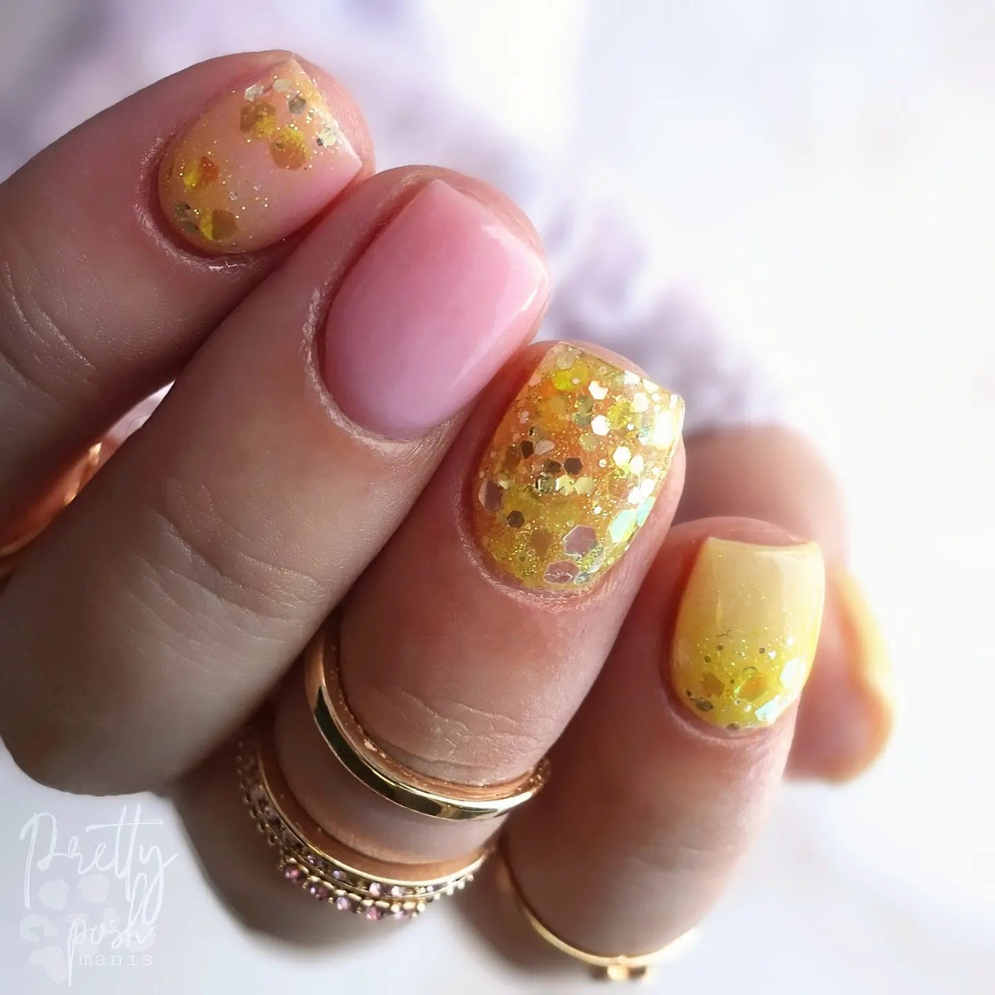 Hap-Happiest Season - Shimmer Dip Powder