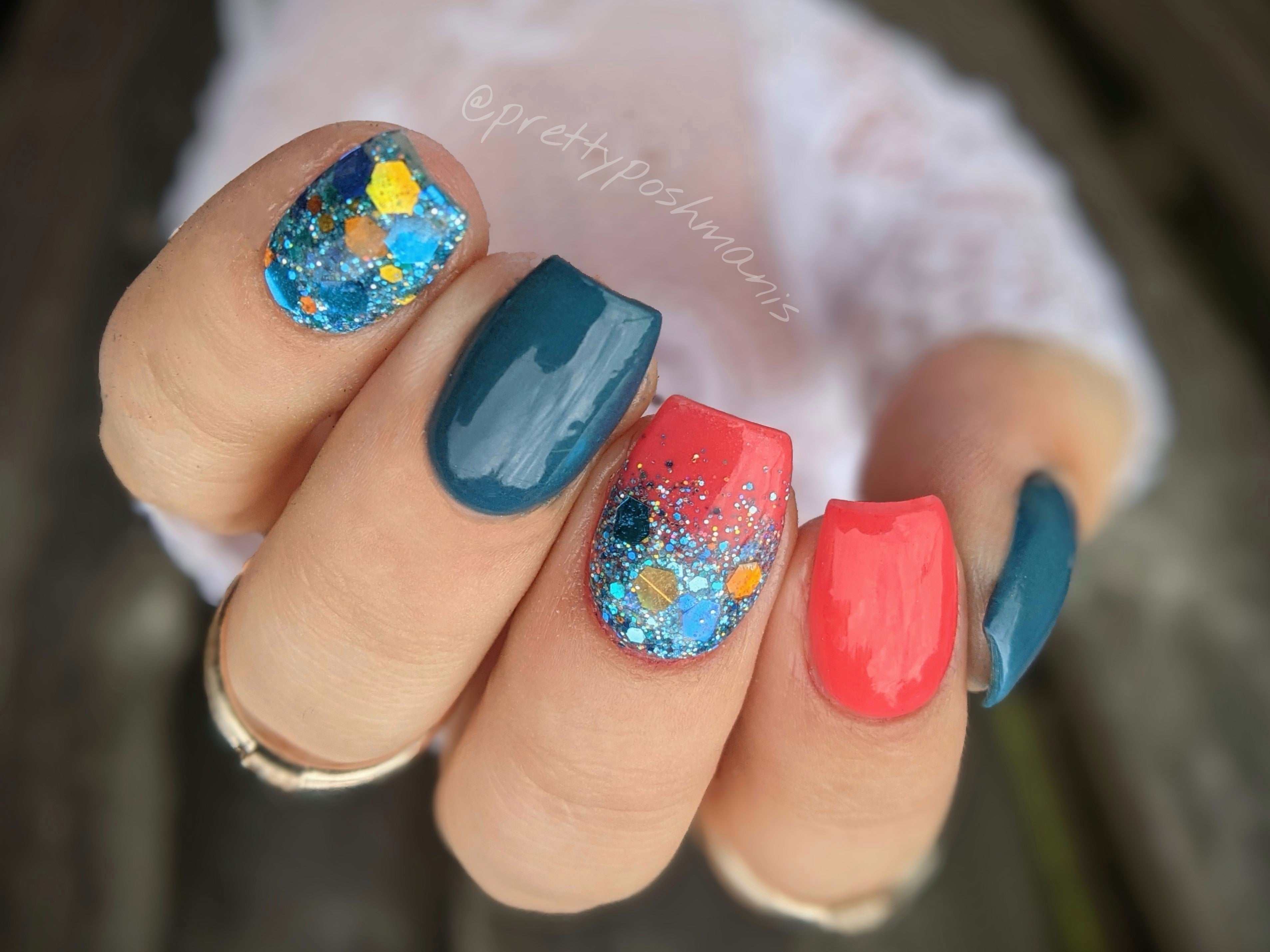 Somewhere Sunny - Glitter Dip Powder