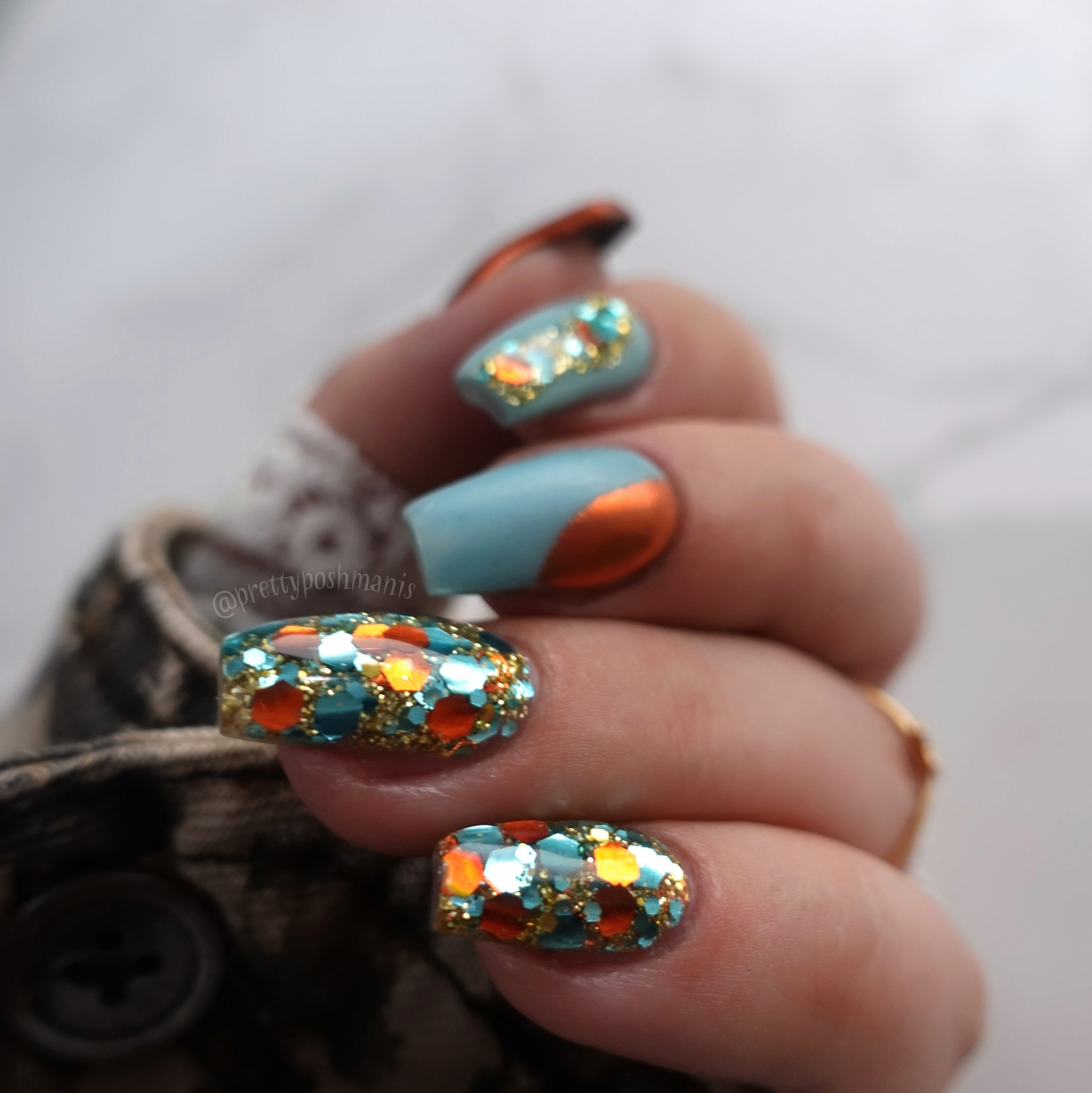 Corn Maze - Glitter Dip Powder