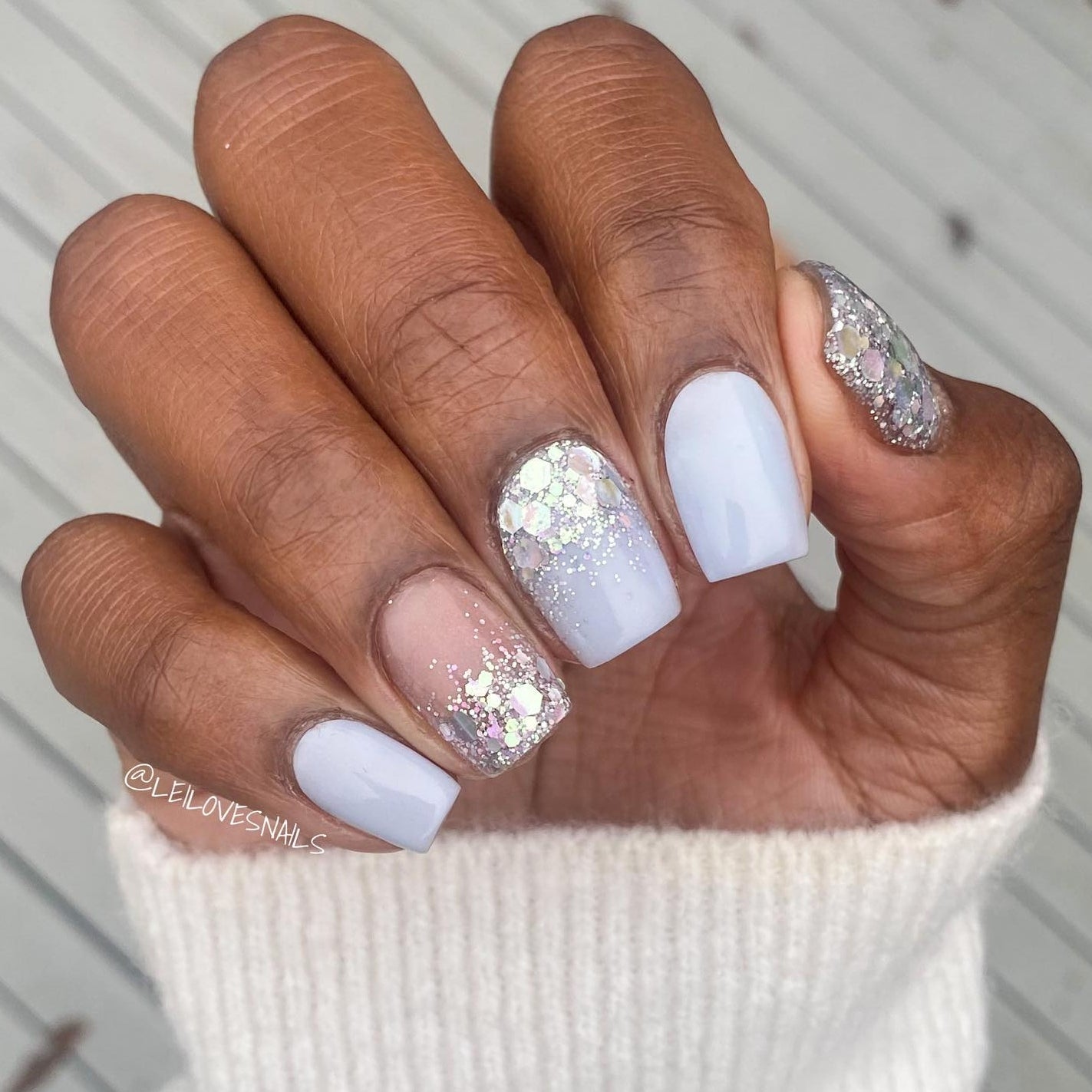 Nice List - Glitter Dip Powder