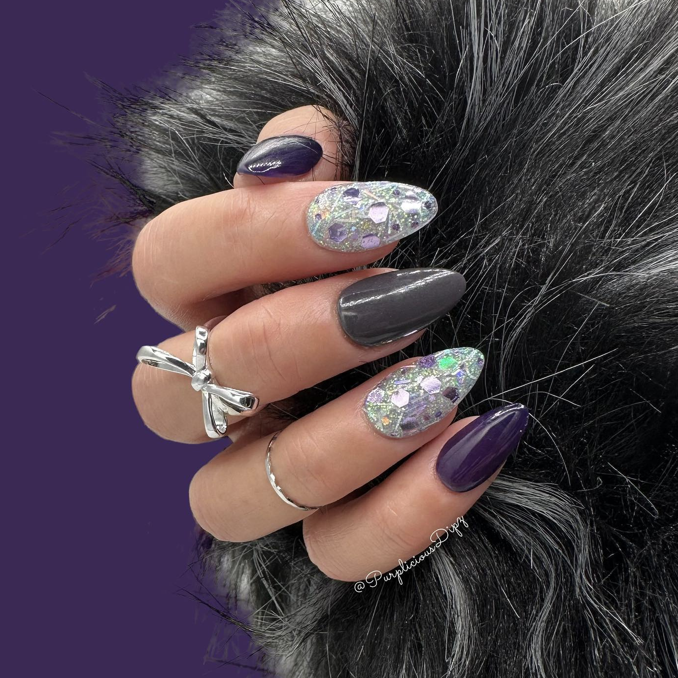 Mani Martian - Glitter Dip Powder